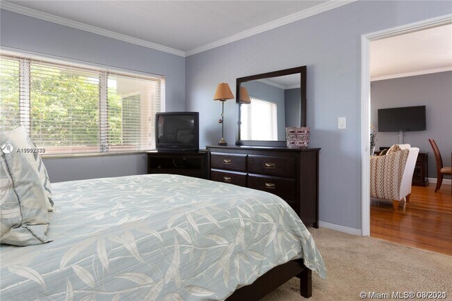 Building Photo - 111 Isle of Venice Dr