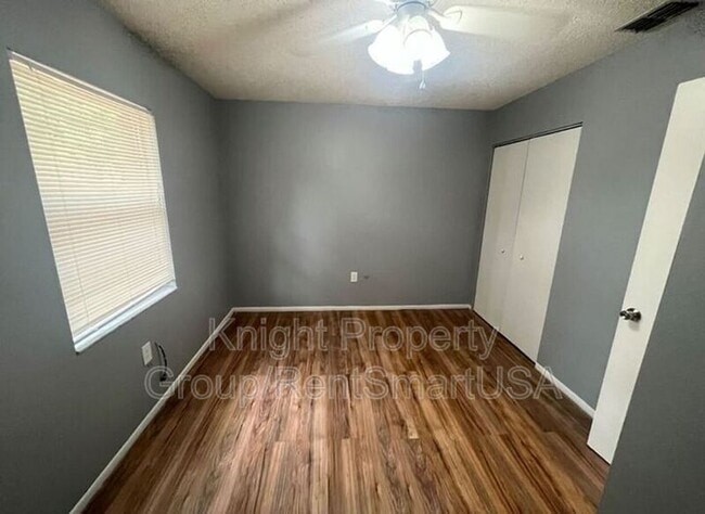 Building Photo - 98 Surf Dr