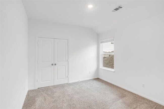 Building Photo - 133 Lenera Dr