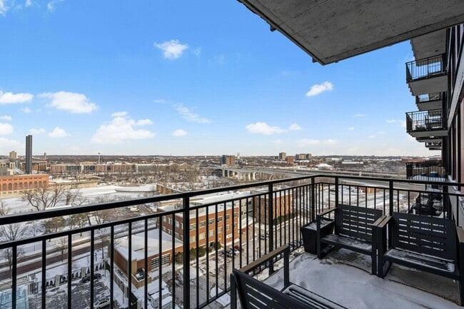 Building Photo - 1240 S 2nd St