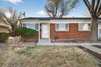 Building Photo - 69 Del Mar Cir