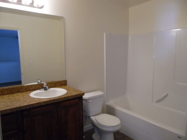 Building Photo - 703 S 260 W