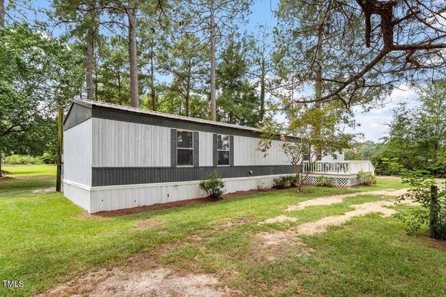 Building Photo - 10317 Giles Rd