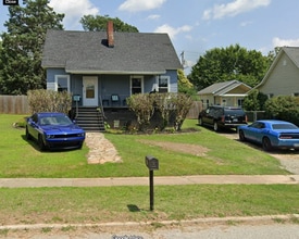 Building Photo - Charming 2BR Home Near Downtown Greenville – Private Yard & Convenient Location