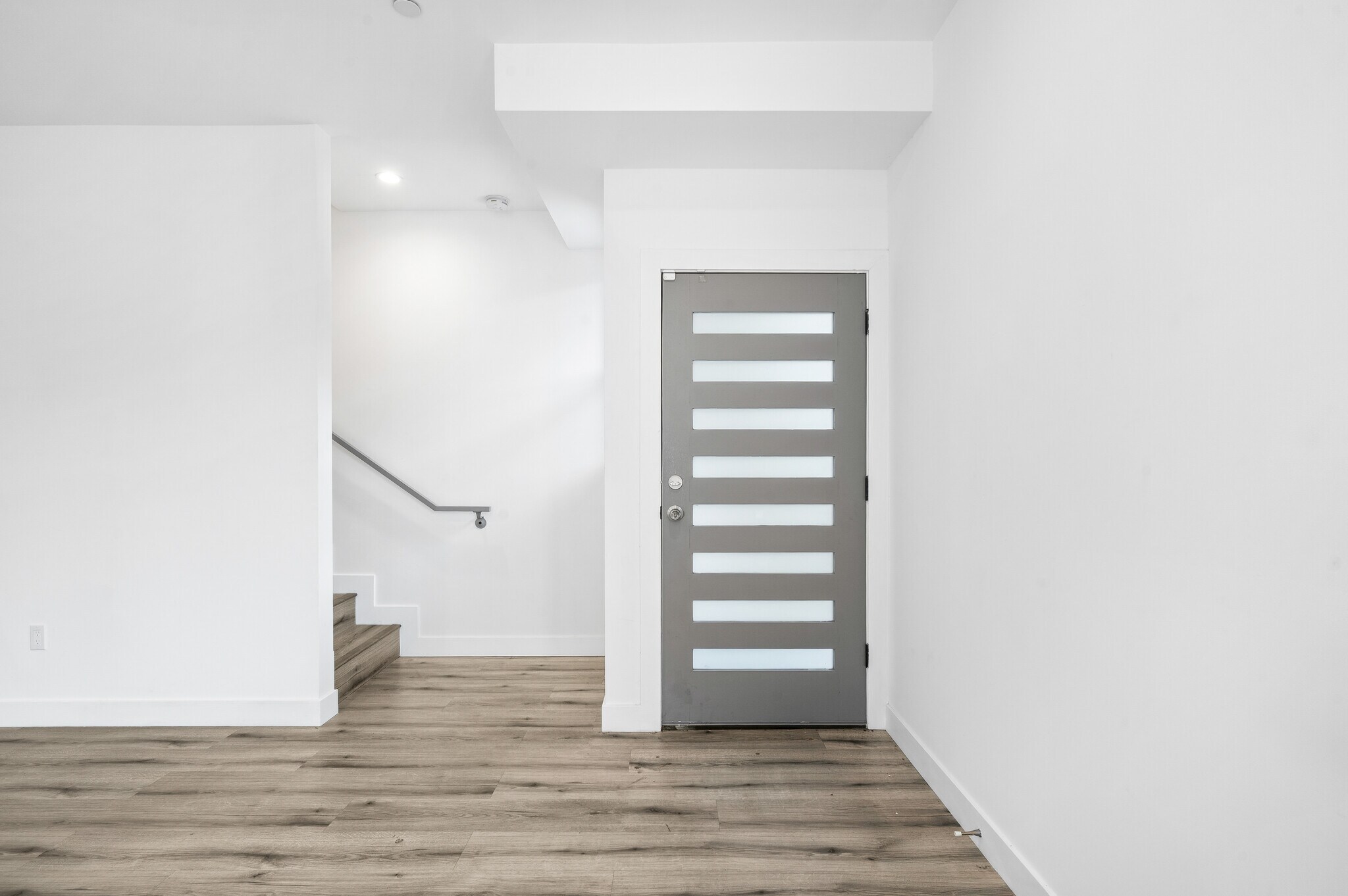 Building Photo - 10857 Morrison St