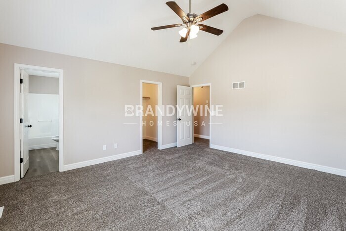 Building Photo - 303 Amesbury Dr