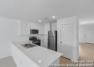 Building Photo - 3323 Hilts Trl