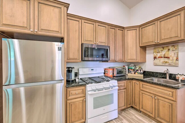 Building Photo - 276 Via del Cerrito