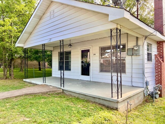 Building Photo - Home for Rent in Hot Springs!