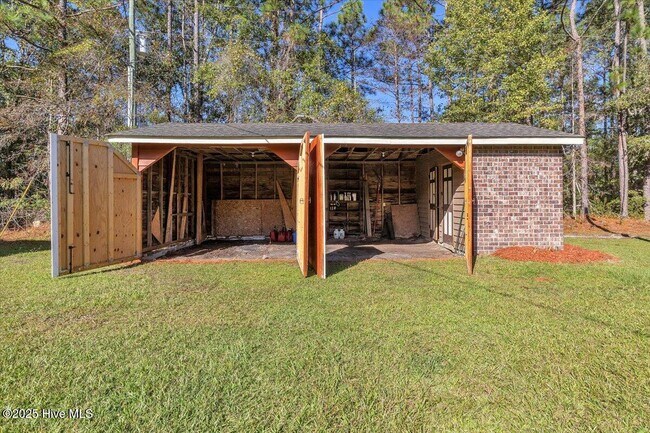 Building Photo - 7071 Old Oak Rd NW