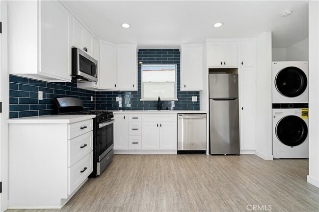 Building Photo - 18924 Sylvan St