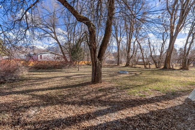 Building Photo - 654 N 100 E