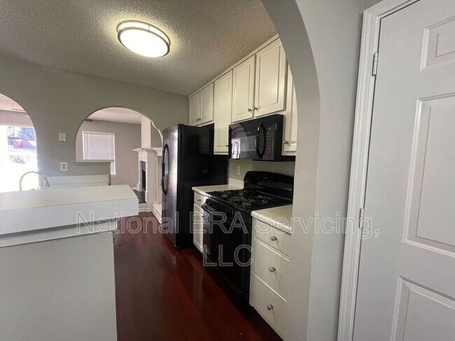 Building Photo - 703 Addy Cove