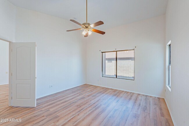 Building Photo - 43741 W Wade Dr