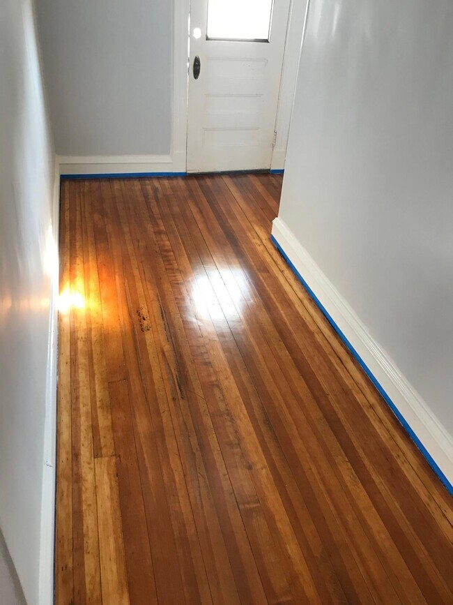 Front Entry Hallway leading to front Balcony - 11 Mt Vernon St