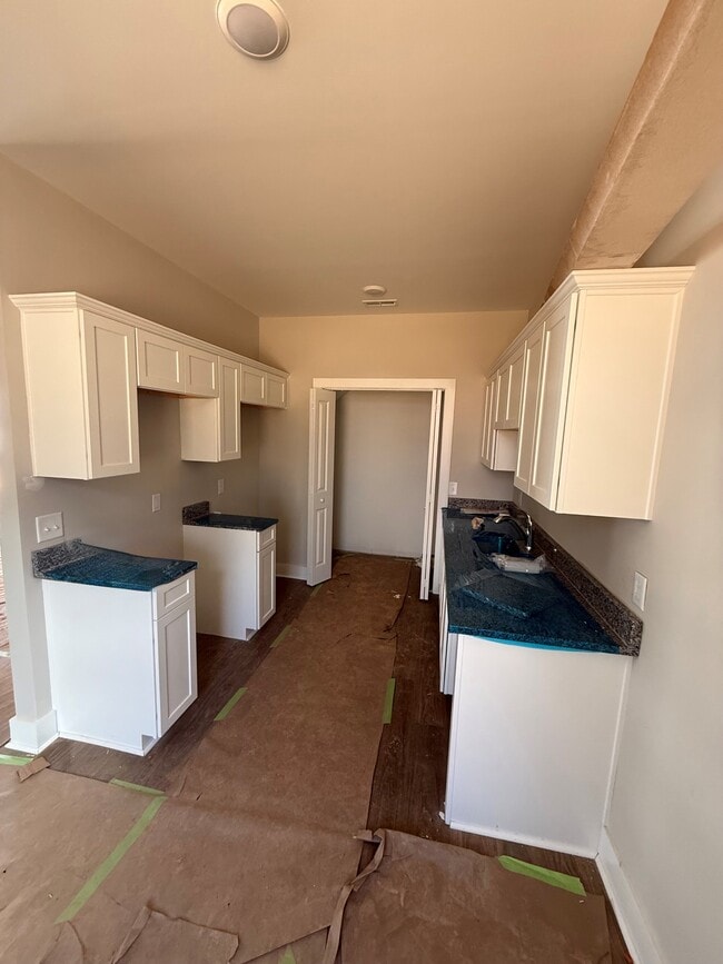 Building Photo - 542 Wallburg-High Point Rd