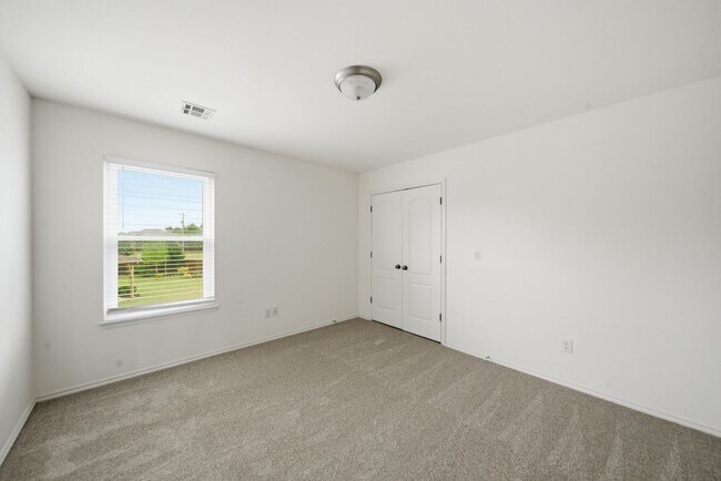 Building Photo - Spacious 5 Bedroom Home In Jenks West School District!