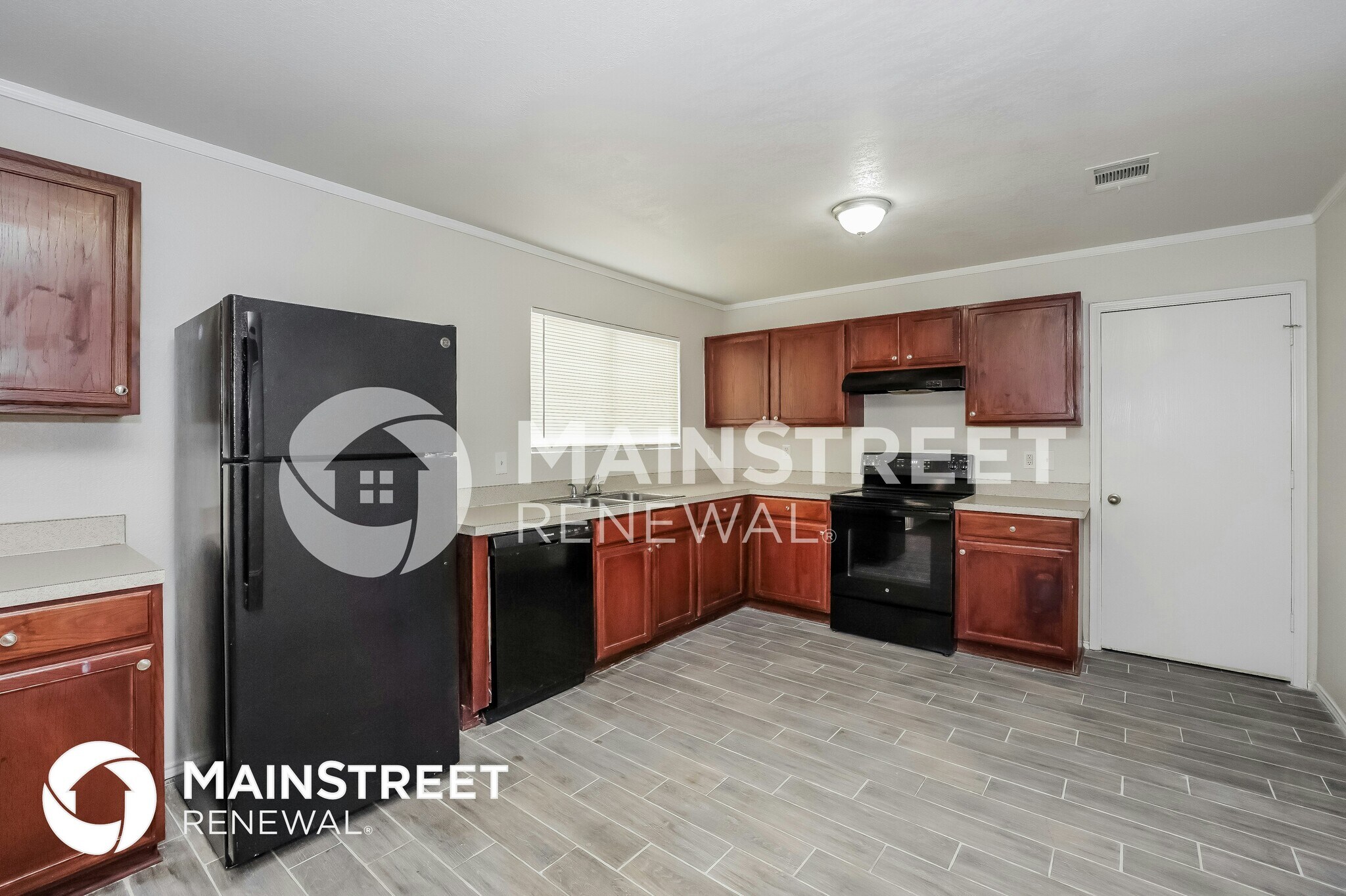Building Photo - 8641 Hawkview Dr