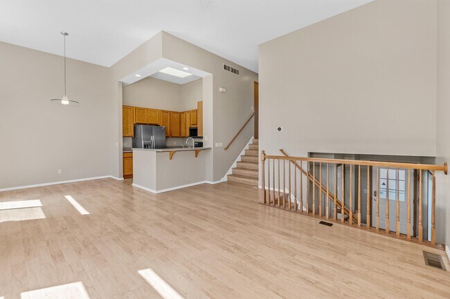 Building Photo - 15612 Float Ct