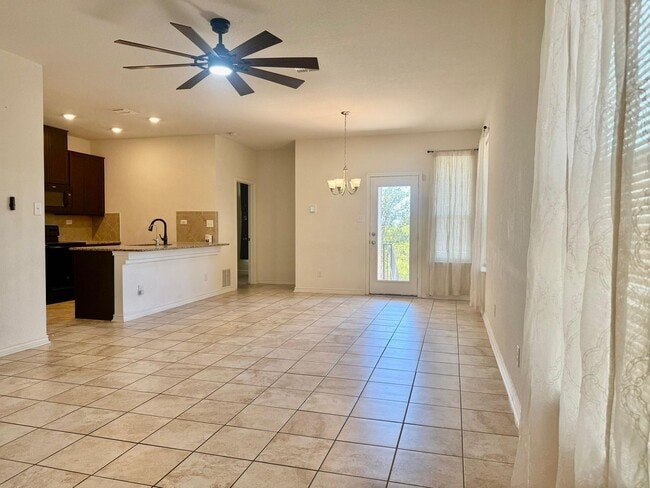 Building Photo - 6116 Sunflower Path