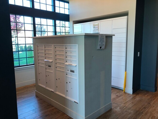 Building Photo - When Style and Location Matter!