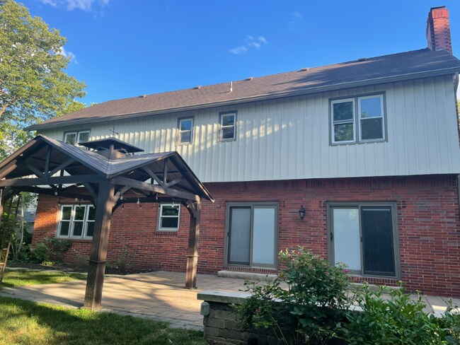 Building Photo - 2100 Cheltenham Rd