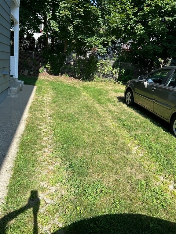 Building Photo - 19 Oakland St