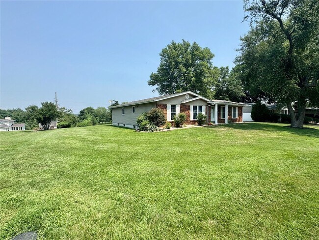 Building Photo - 3417 Robyn Ann Dr