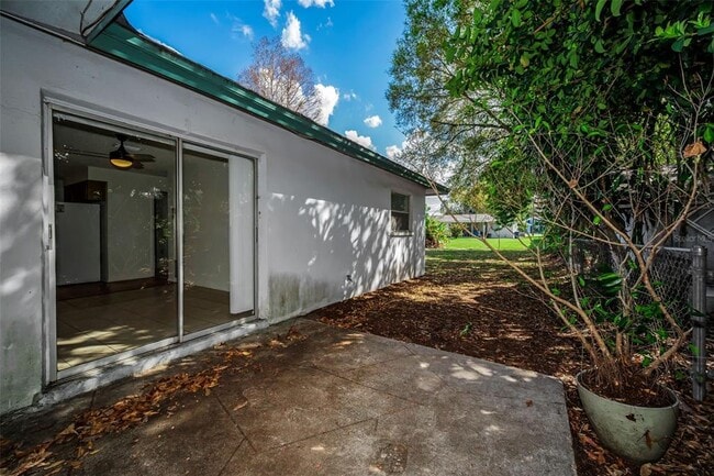 Building Photo - 2664 Sunny Breeze Ave