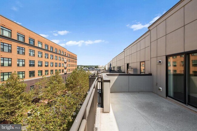Building Photo - 428 Stabler Ln
