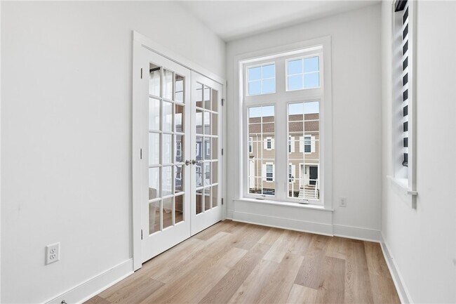 Building Photo - 4009 Cottage Wy