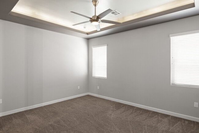 Building Photo - 3936 San Marino Rd