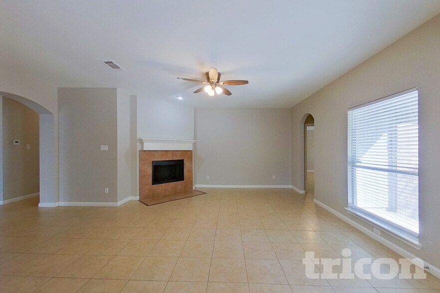 Building Photo - 114 Jordan Dr