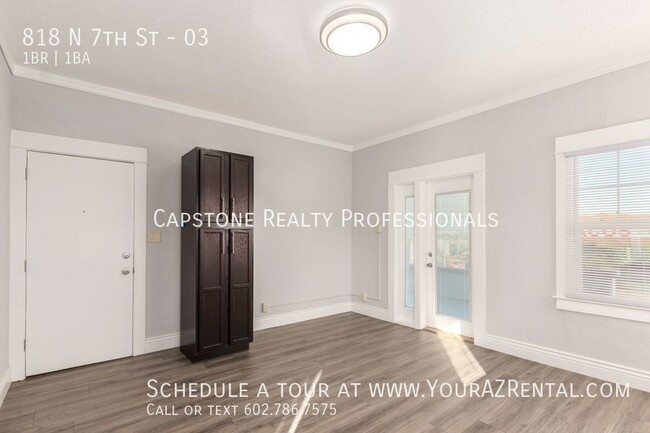 Building Photo - 818 N 7th St