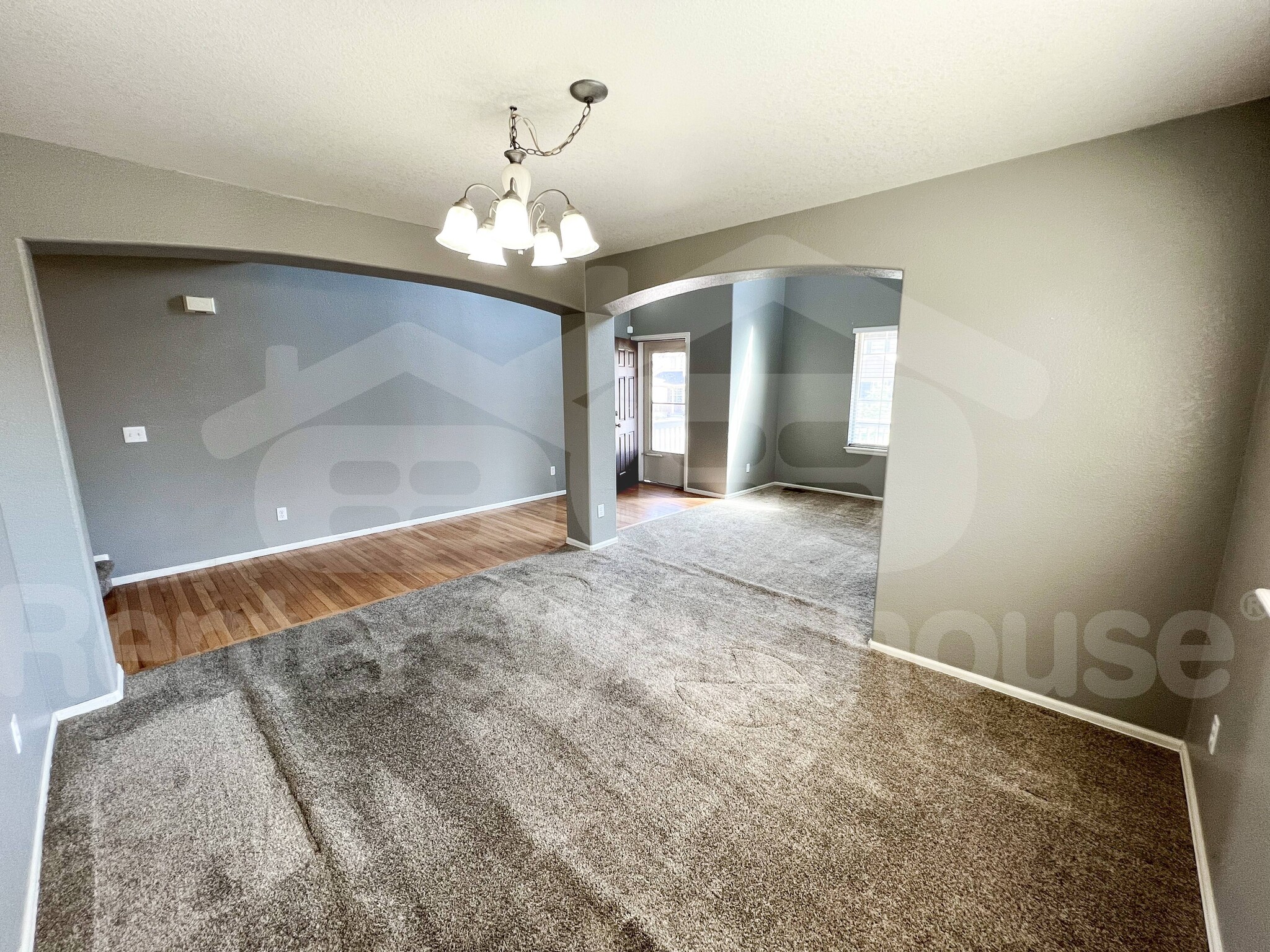 Building Photo - 3903 S Perth St