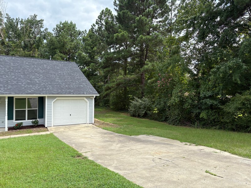 Building Photo - 4406 Tyne Dr