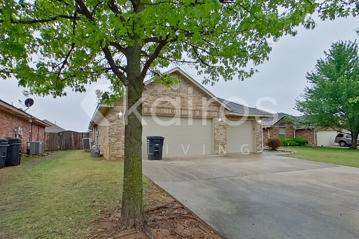 Building Photo - 529 Loyd Ln