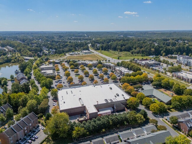 Building Photo - UPGRADES! Two Bedroom Townhouse in Charlotte