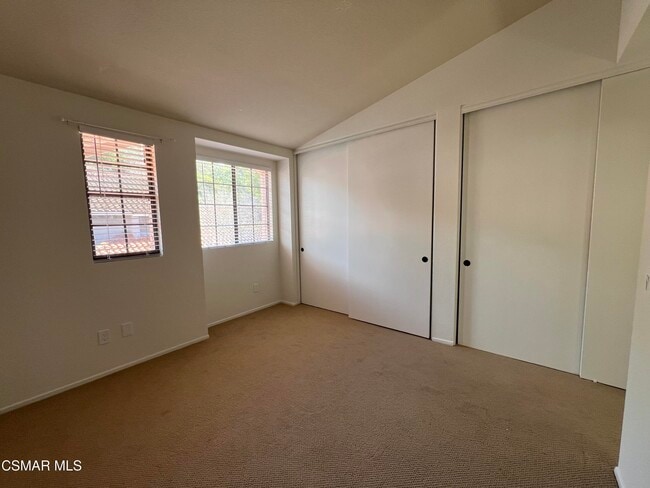 Building Photo - 831 Paseo Serenata