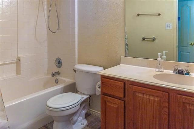 Building Photo - 4304 Fieldwood Dr