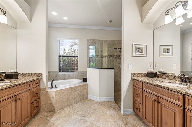 Building Photo - 11006 Longwing Dr