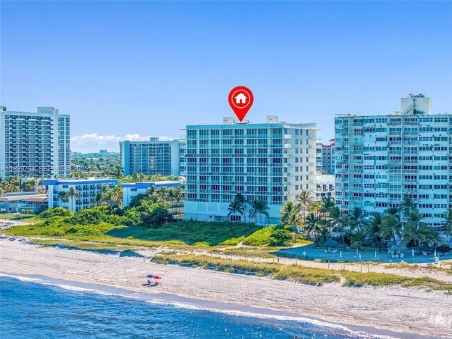 Building Photo - 704 N Ocean Blvd