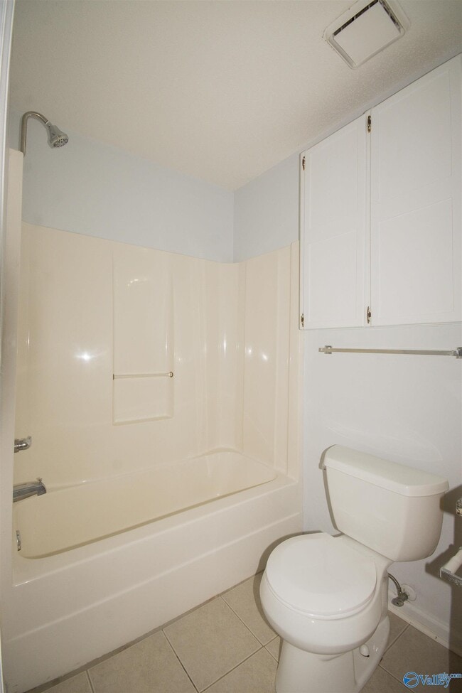 Building Photo - 215 Cypress Creek Dr