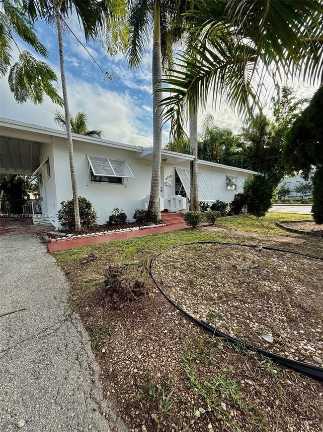Building Photo - 8670 SW 28th St