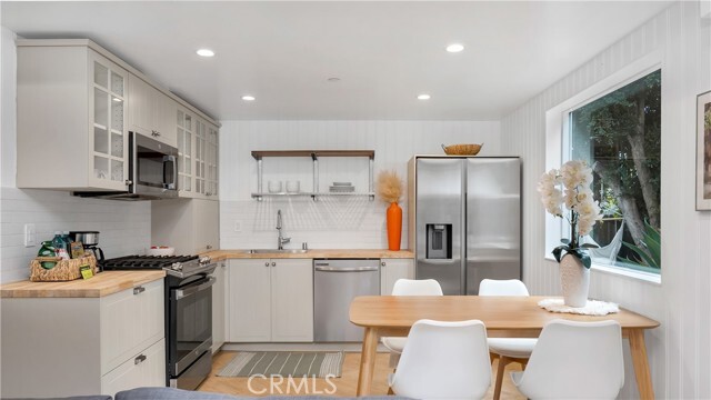 Building Photo - 1347 Seward St