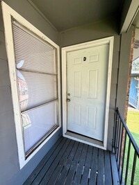 Building Photo - 506 Marigny Cir