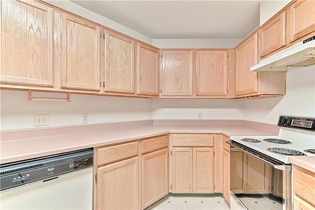 Building Photo - 6708 Windrift Way
