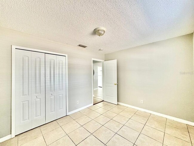 Building Photo - 625 Wildwood Way