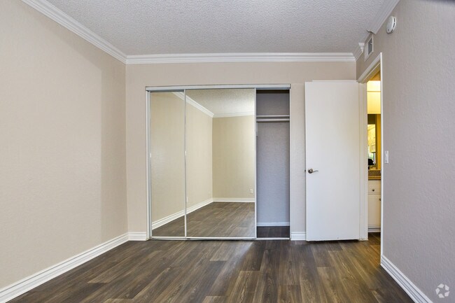 1BR, 1BA - 701 SF - Canyon Pines Apartments