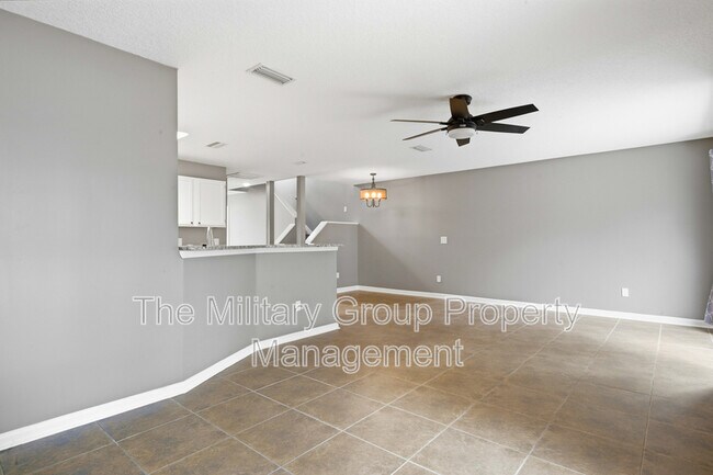 Building Photo - 3075 Falconer Dr